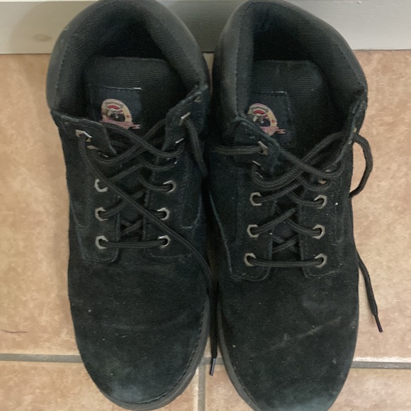 Men’s steel toe slip resistant tie shoes